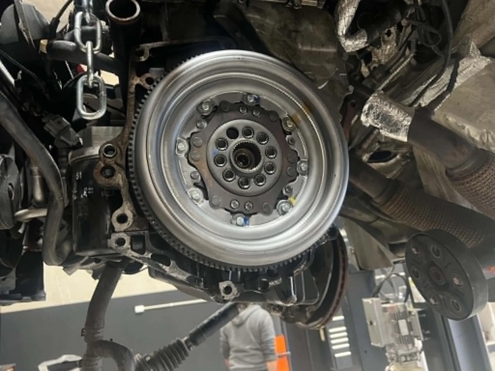 New dual mass flywheel fitted to engine